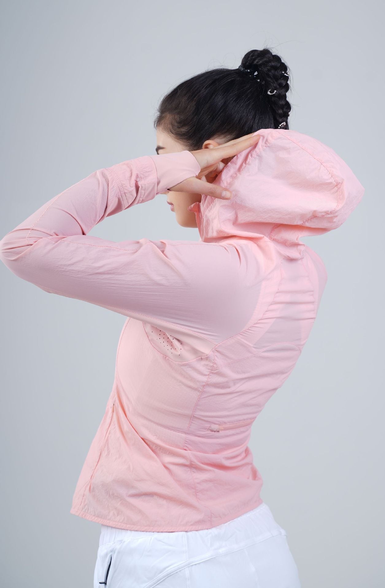 Outdoor Quick-drying Hooded Slim Sunscreen Jacket
